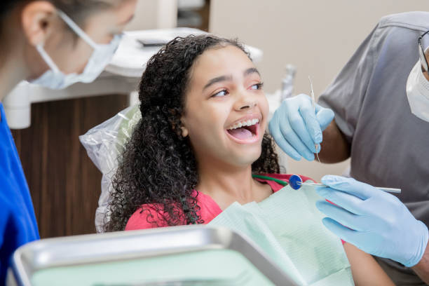 Best Emergency Dental Care for Broken or Chipped Teeth in Maryvle, IL